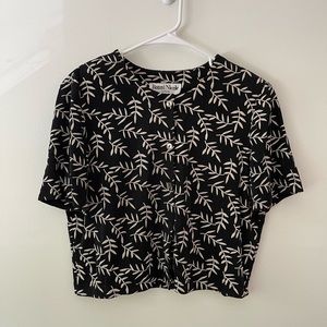 Vintage 90s Cropped Blouse with leaves detail and buttons